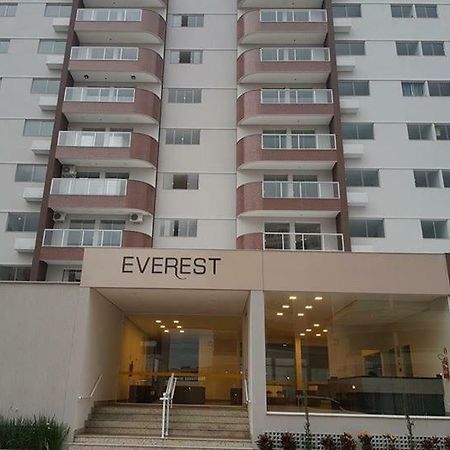 Everest Flat Service Caldas Novas Eksteriør bilde